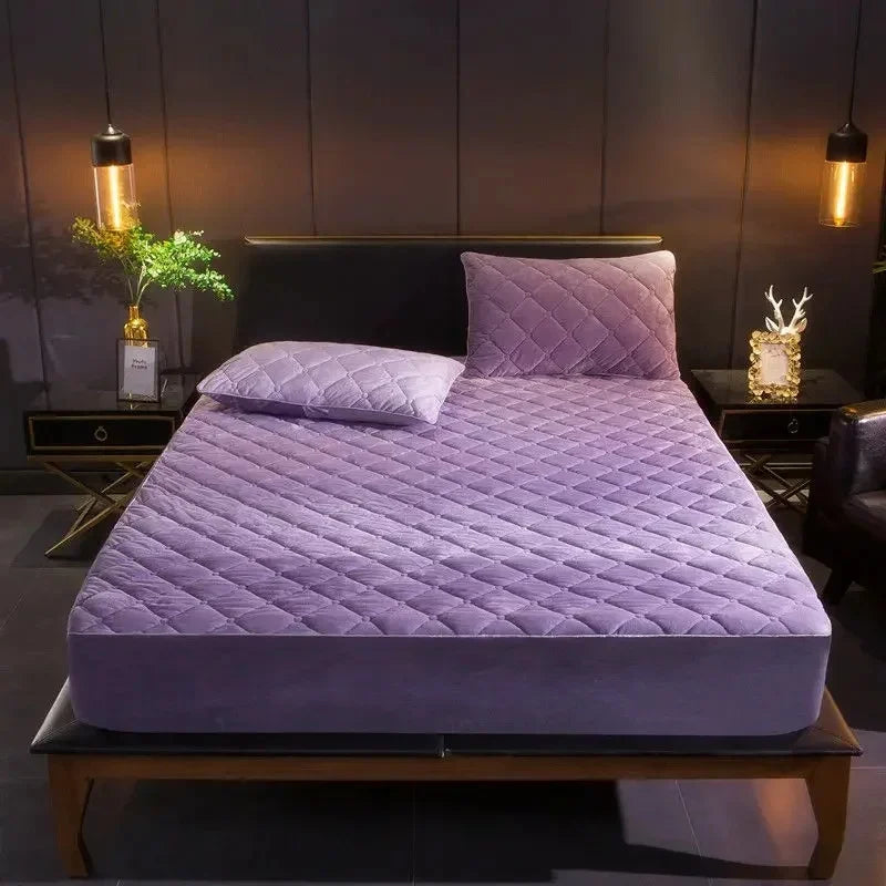 New Premium Quilted Waterproof Mattress Protector